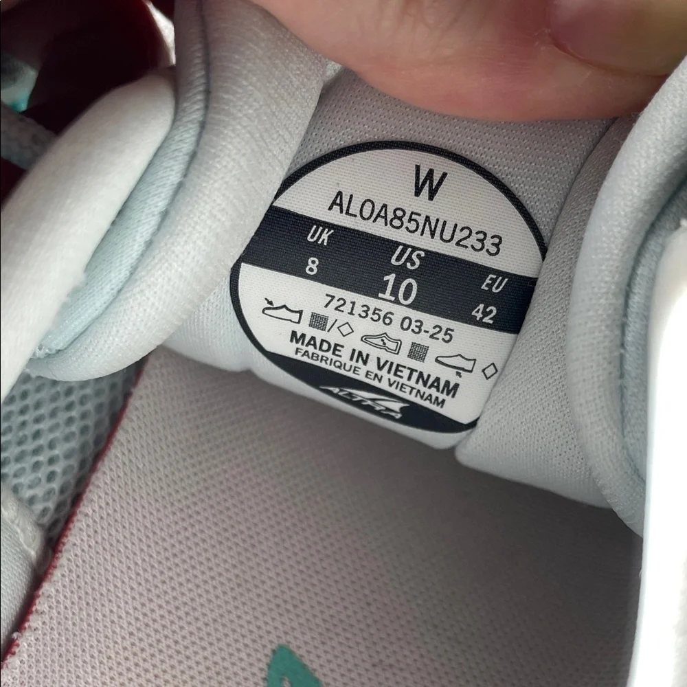 🩵 Altra Experience Form - Women’s 10 - Picture 3 of 11